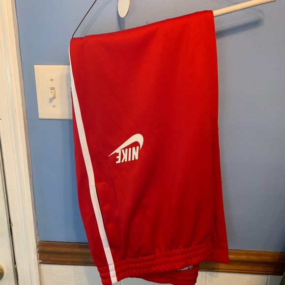 Nike warm-up track pants - Picture 2 of 8